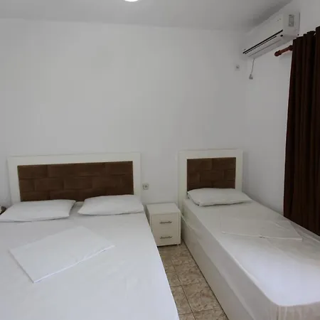Hotel Dauti 3*